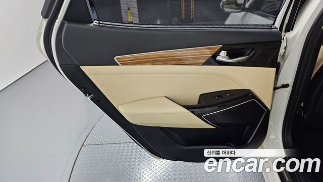 Kia K7 2016 — photo 15