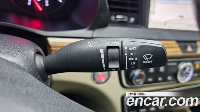 Kia K7 2016 — photo 28
