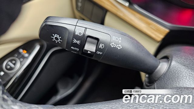 Kia K7 2016 — photo 30