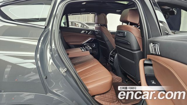 BMW X6 2022 — photo 17
