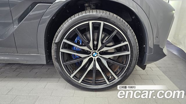 BMW X6 2022 — photo 7