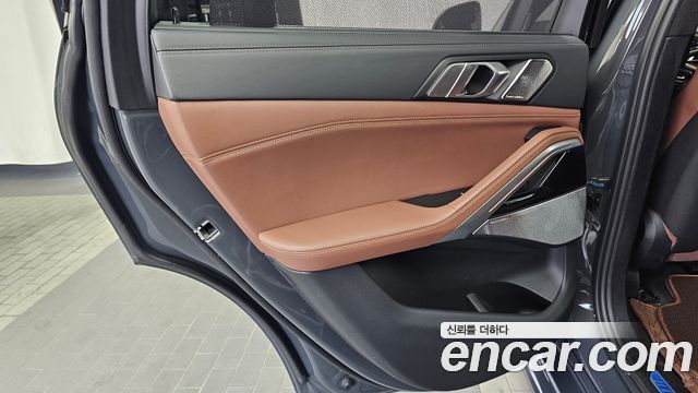 BMW X6 2022 — photo 15