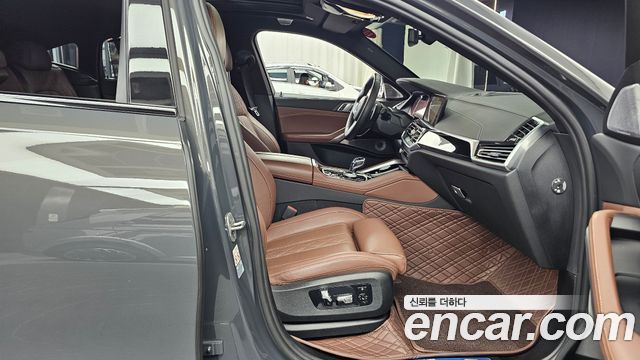 BMW X6 2022 — photo 16