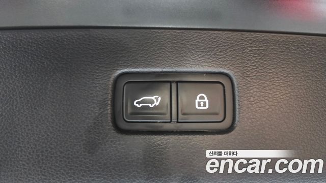 Genesis GV80 2020 — photo 19