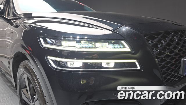 Genesis GV80 2020 — photo 8