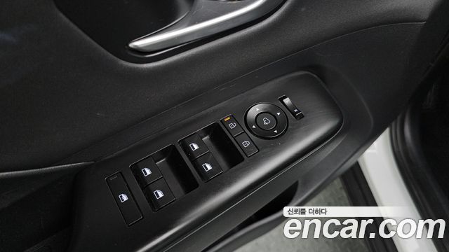 Hyundai Kona 2023 — photo 23