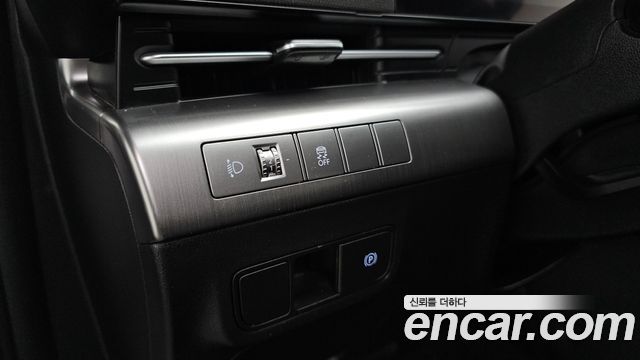 Hyundai Kona 2023 — photo 24