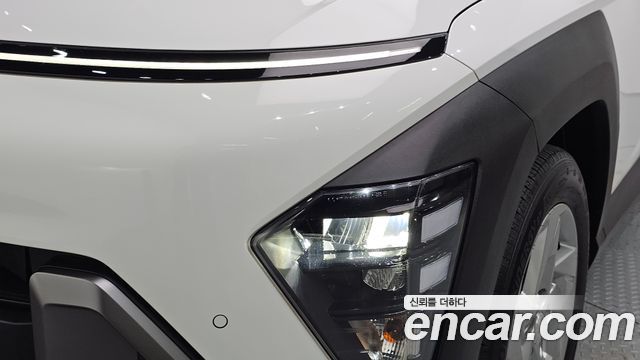 Hyundai Kona 2023 — photo 8