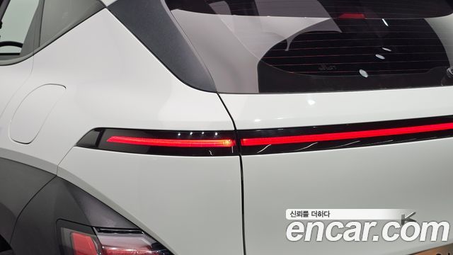 Hyundai Kona 2023 — photo 9