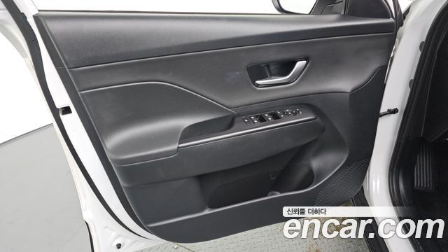 Hyundai Kona 2023 — photo 14