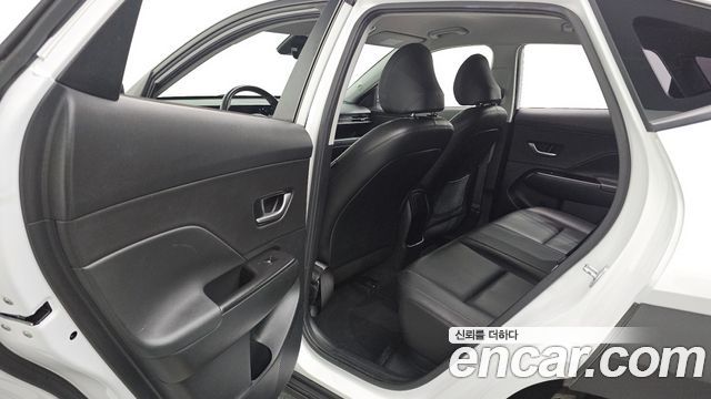 Hyundai Kona 2023 — photo 16