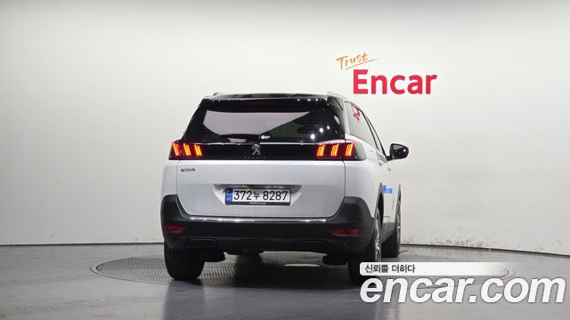 Peugeot 5008 2022 — photo 4