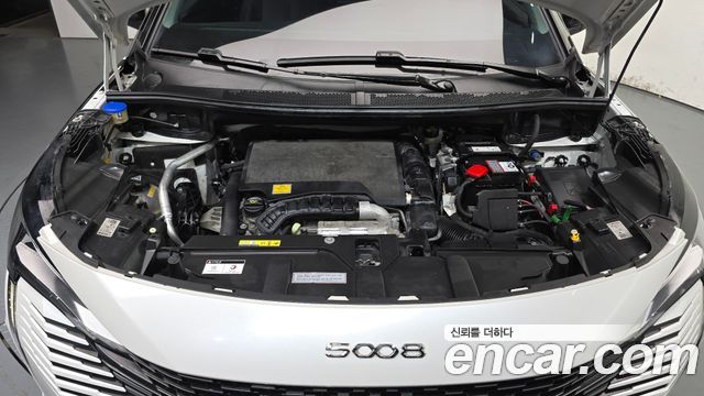 Peugeot 5008 2022 — photo 6