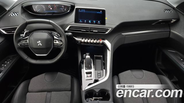 Peugeot 5008 2022 — photo 10