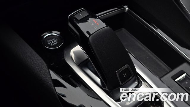 Peugeot 5008 2022 — photo 12