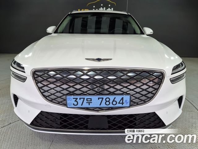 Genesis GV70 2022 — photo 1