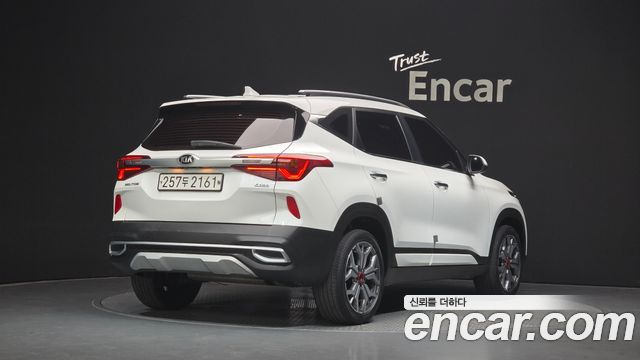 Kia Seltos 2020 — photo 2