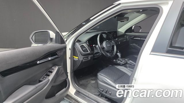 Kia Seltos 2020 — photo 13