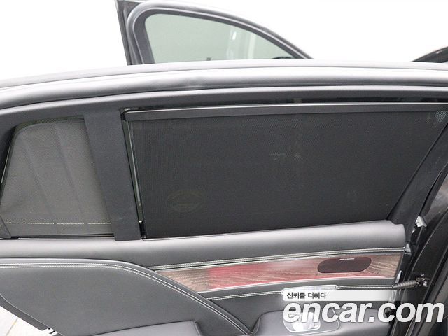 Genesis G90 2023 — photo 17