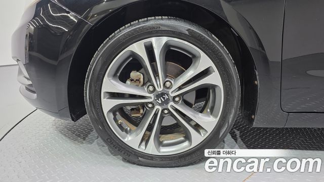 Kia K3 2014 — photo 5