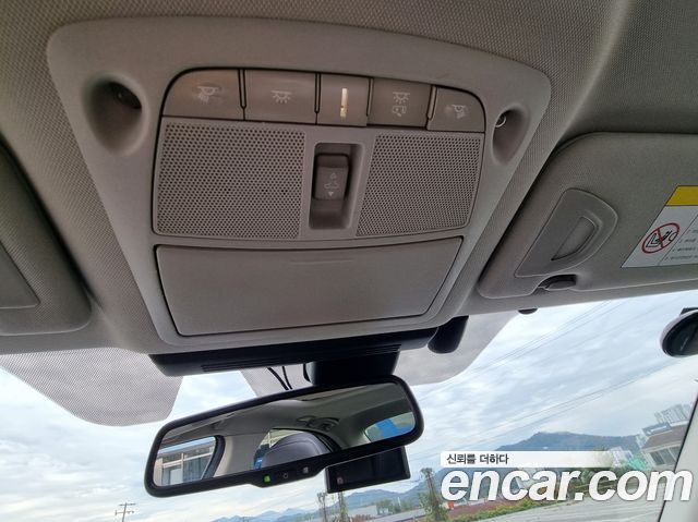 Infiniti Q50 2016 — photo 19