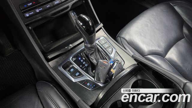 Hyundai Grandeur 2015 — photo 9