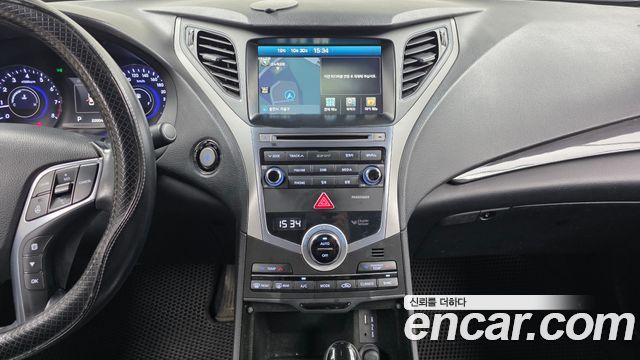 Hyundai Grandeur 2015 — photo 14
