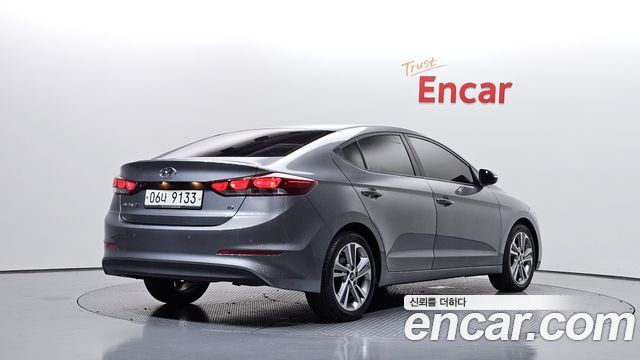 Hyundai AVANTE 2018 — photo 2
