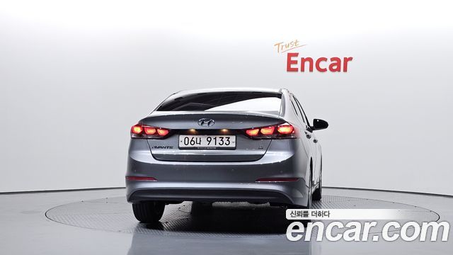 Hyundai AVANTE 2018 — photo 4