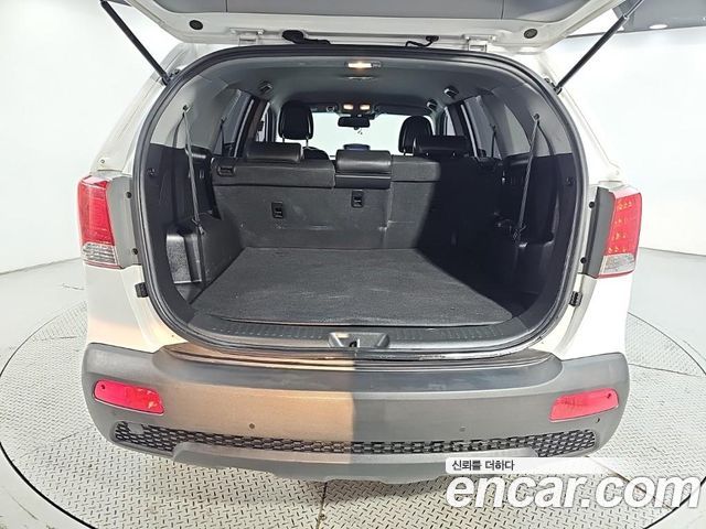 Kia Sorento 2011 — photo 13