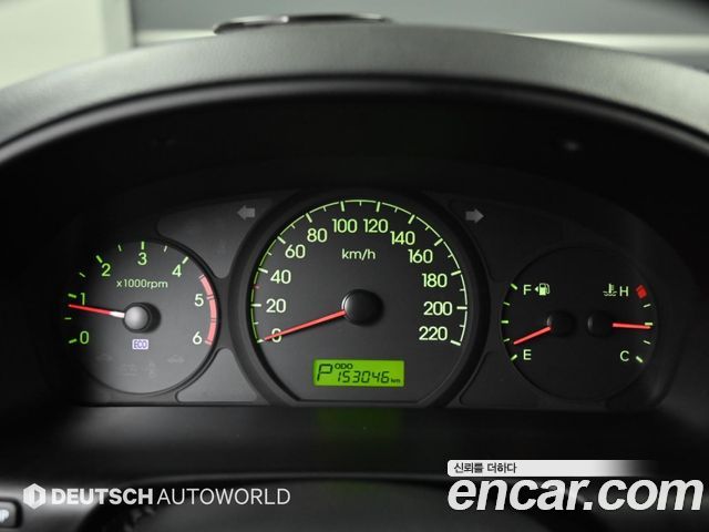 Hyundai Starex 2012 — photo 8