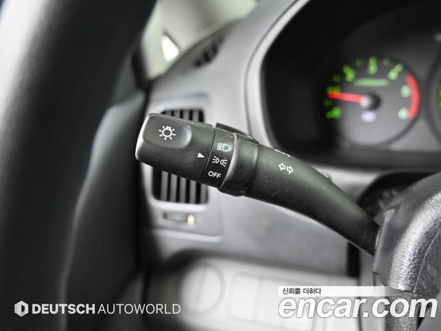 Hyundai Starex 2012 — photo 16