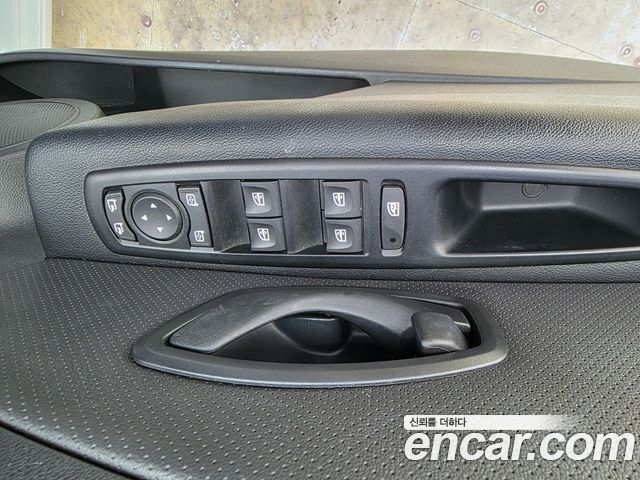 Renault Korea SM3 2017 — photo 18