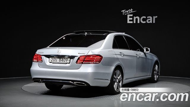 Mercedes-Benz E-Class 2014 — photo 2