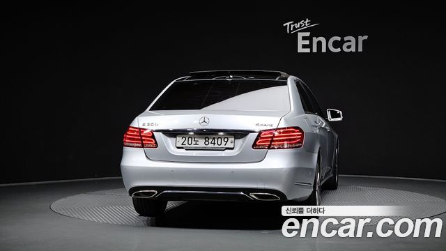 Mercedes-Benz E-Class 2014 — photo 4