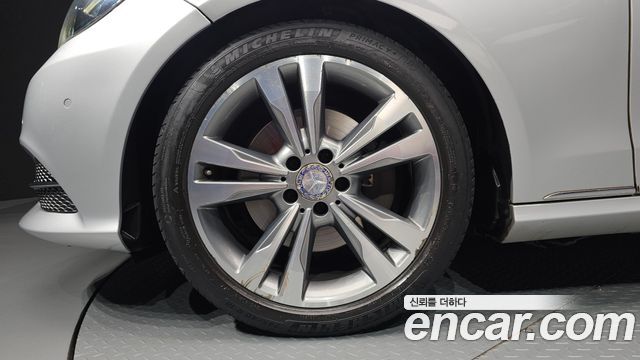 Mercedes-Benz E-Class 2014 — photo 5