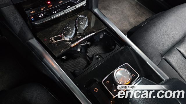 Mercedes-Benz E-Class 2014 — photo 28