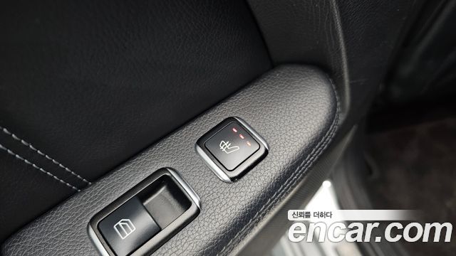 Mercedes-Benz E-Class 2014 — photo 29