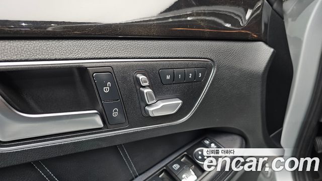 Mercedes-Benz E-Class 2014 — photo 30