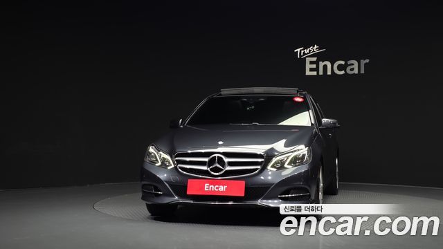 Mercedes-Benz E-Class 2014 — photo 3