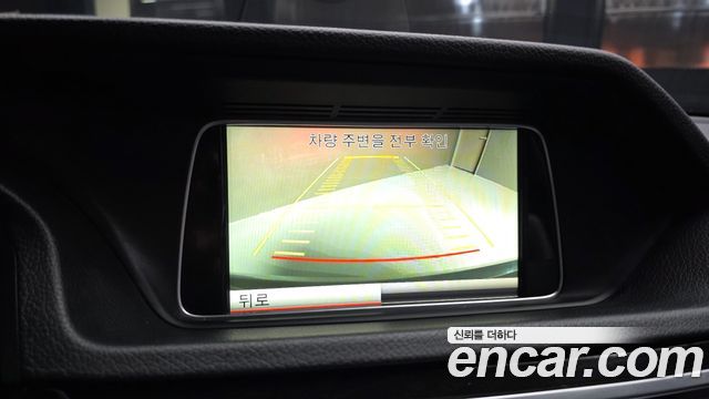 Mercedes-Benz E-Class 2014 — photo 15