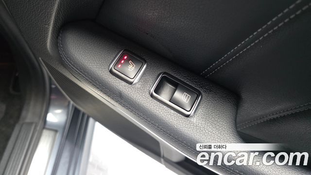 Mercedes-Benz E-Class 2014 — photo 18