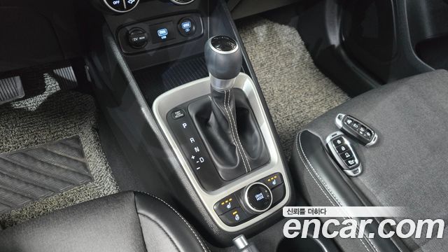 Hyundai Venue 2020 — photo 12
