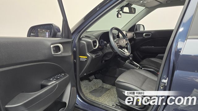 Hyundai Venue 2020 — photo 13