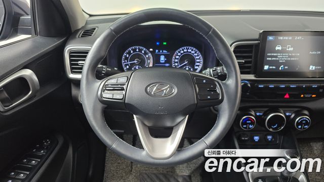 Hyundai Venue 2020 — photo 18