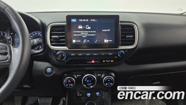 Hyundai Venue 2020 — photo 19
