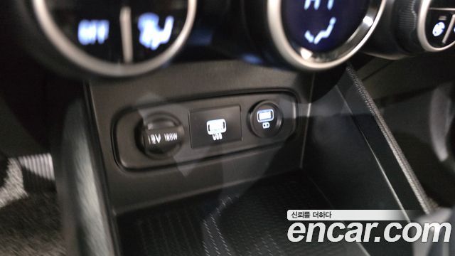 Hyundai Venue 2020 — photo 30