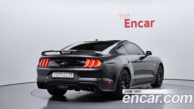 Ford Mustang 2019 — photo 2