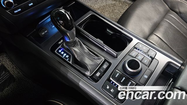 Hyundai Genesis 2015 — photo 9