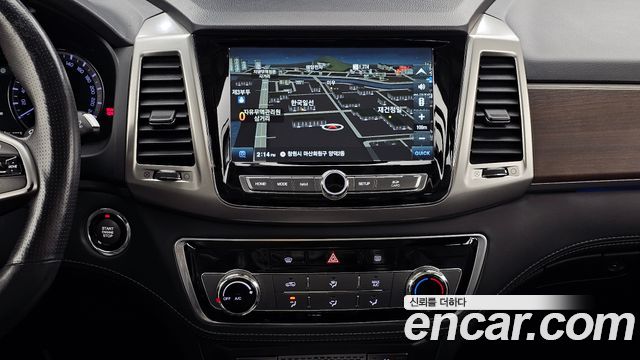 KG Mobility Rexton 2018 — photo 20